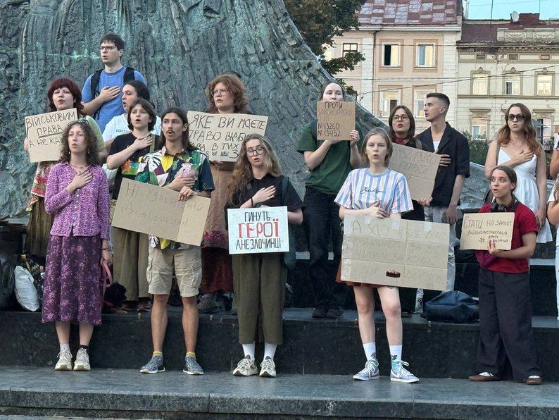 Рада ухвалила закон про військового омбудсмена: чому самих військових це не влаштує Рада ухвалила закон про військового омбудсмена: чому самих військових це не влаштує
