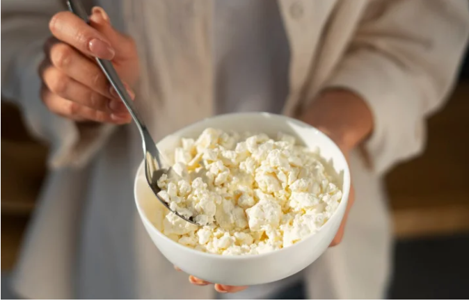 З чим не можна їсти сир і кому протипоказаний цей продукт З чим не можна їсти сир і кому протипоказаний цей продукт