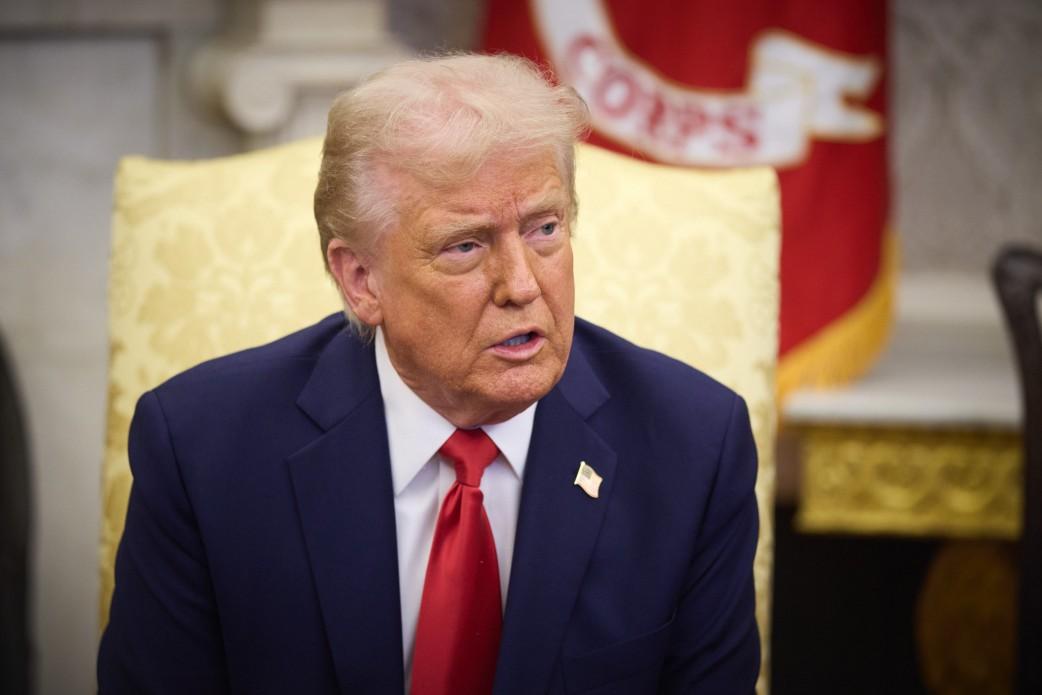 Трамп під час фотосесії Трамп під час фотосесії