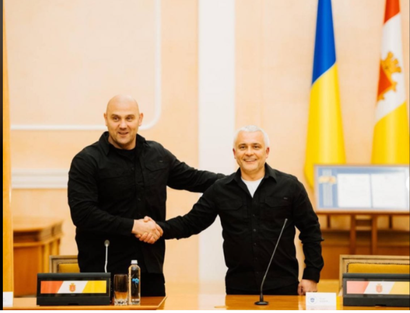 В Одесі офіційно представили начальника новоствореної міської військової адміністрації — Сергія Лисака В Одесі офіційно представили начальника новоствореної міської військової адміністрації — Сергія Лисака
