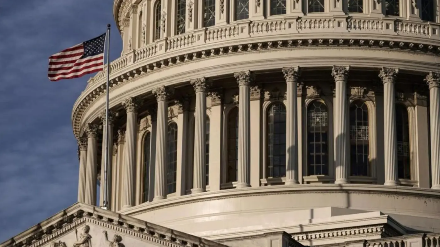 Сенат США відклав розгляд нових санкцій проти рф: причини Сенат США відклав розгляд нових санкцій проти рф: причини