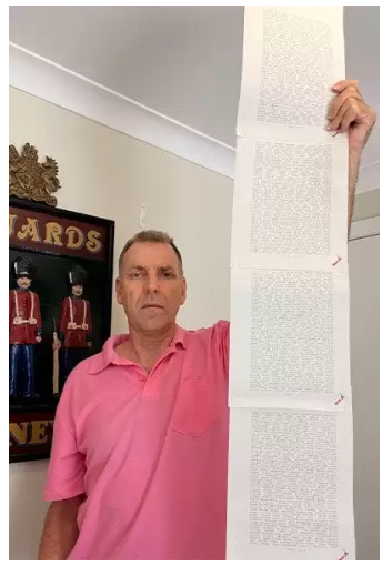 Чоловік із найдовшим у світі ім’ям ледве його прочитав Чоловік із найдовшим у світі ім’ям ледве його прочитав