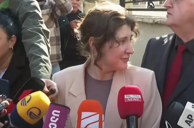 Грузія звільнила вагітну британську дівчину, яка контрабандою перевозила наркотики з Таїланду (ВІДЕО) Грузія звільнила вагітну британську дівчину, яка контрабандою перевозила наркотики з Таїланду (ВІДЕО)