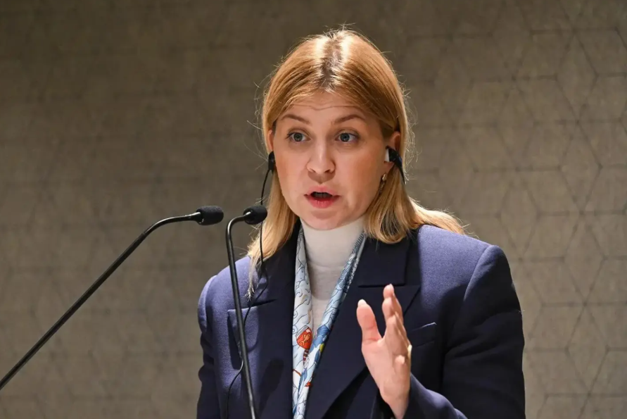 Україна веде "позитивні" переговори щодо ракет Tomahawk попри позицію Трампа - Стефанішина Україна веде "позитивні" переговори щодо ракет Tomahawk попри позицію Трампа - Стефанішина