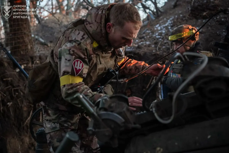 На фронті від початку доби - 185 зіткнень: третина з них на Покровському напрямку На фронті від початку доби - 185 зіткнень: третина з них на Покровському напрямку