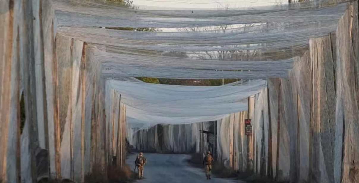 Для захисту від БпЛА — французькі рибалки надали Україні сітки Для захисту від БпЛА — французькі рибалки надали Україні сітки