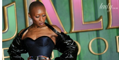 У вінілових рукавах і з довжелезними нігтями: Синтія Еріво викликала фурор на прем’єрі сиквелу "Wicked: Чародійка" (фото) У вінілових рукавах і з довжелезними нігтями: Синтія Еріво викликала фурор на прем’єрі сиквелу "Wicked: Чародійка" (фото)