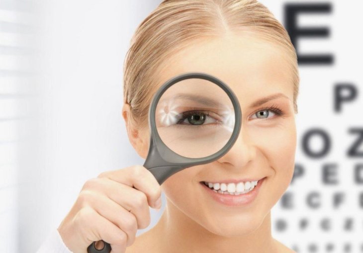 Як правильно доглядати за очима