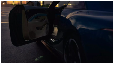 Світлові привітання Bentley: новий рівень персоналізації (відео Світлові привітання Bentley: новий рівень персоналізації (відео