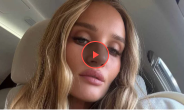 Наречена Стейтема в асиметричному купальнику похизувалася струнким тілом на тлі краєвидів Бразилії Наречена Стейтема в асиметричному купальнику похизувалася струнким тілом на тлі краєвидів Бразилії