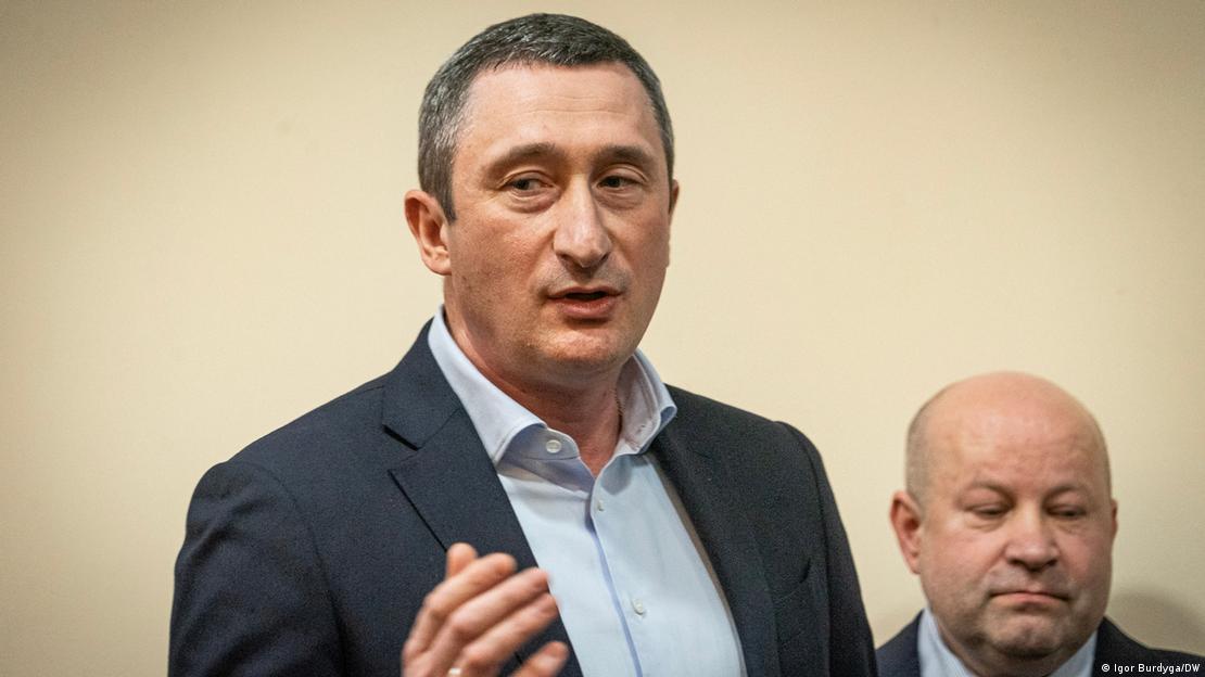 Колишній віцепрем'єр Олексій Чернишов не впізнає свій голос на аудіозаписах НАБУ Колишній віцепрем'єр Олексій Чернишов не впізнає свій голос на аудіозаписах НАБУ