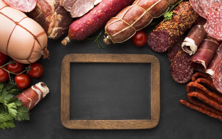 Скільки м'яса повинна містити ковбаса, чи можна дітям їсти