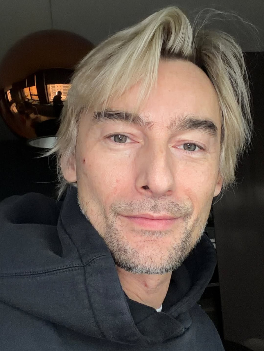 Байдуже до температури: голоторсий Бадоєв показав тренування просто неба Байдуже до температури: голоторсий Бадоєв показав тренування просто неба