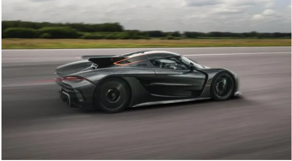 ТОП-10 найшвидших автомобілів у світі ТОП-10 найшвидших автомобілів у світі