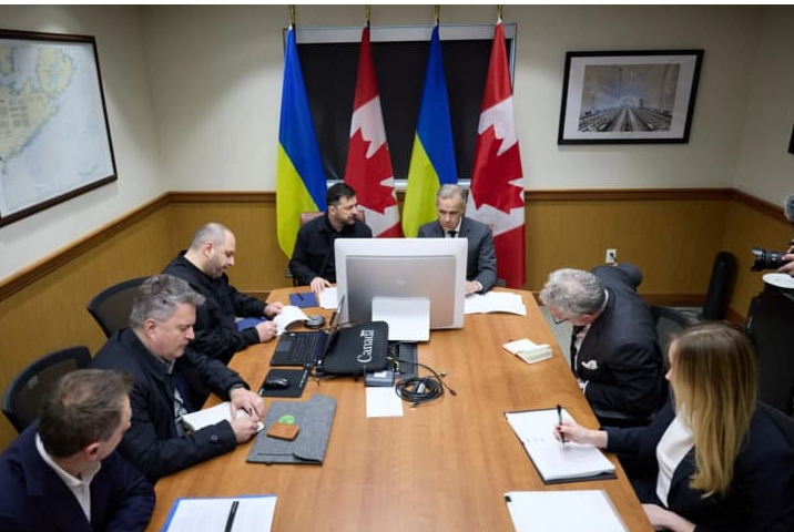 Зеленський: потрібні сильні позиції як на фронті, так і в дипломатії, щоб путін не зміг маніпулювати Зеленський: потрібні сильні позиції як на фронті, так і в дипломатії, щоб путін не зміг маніпулювати