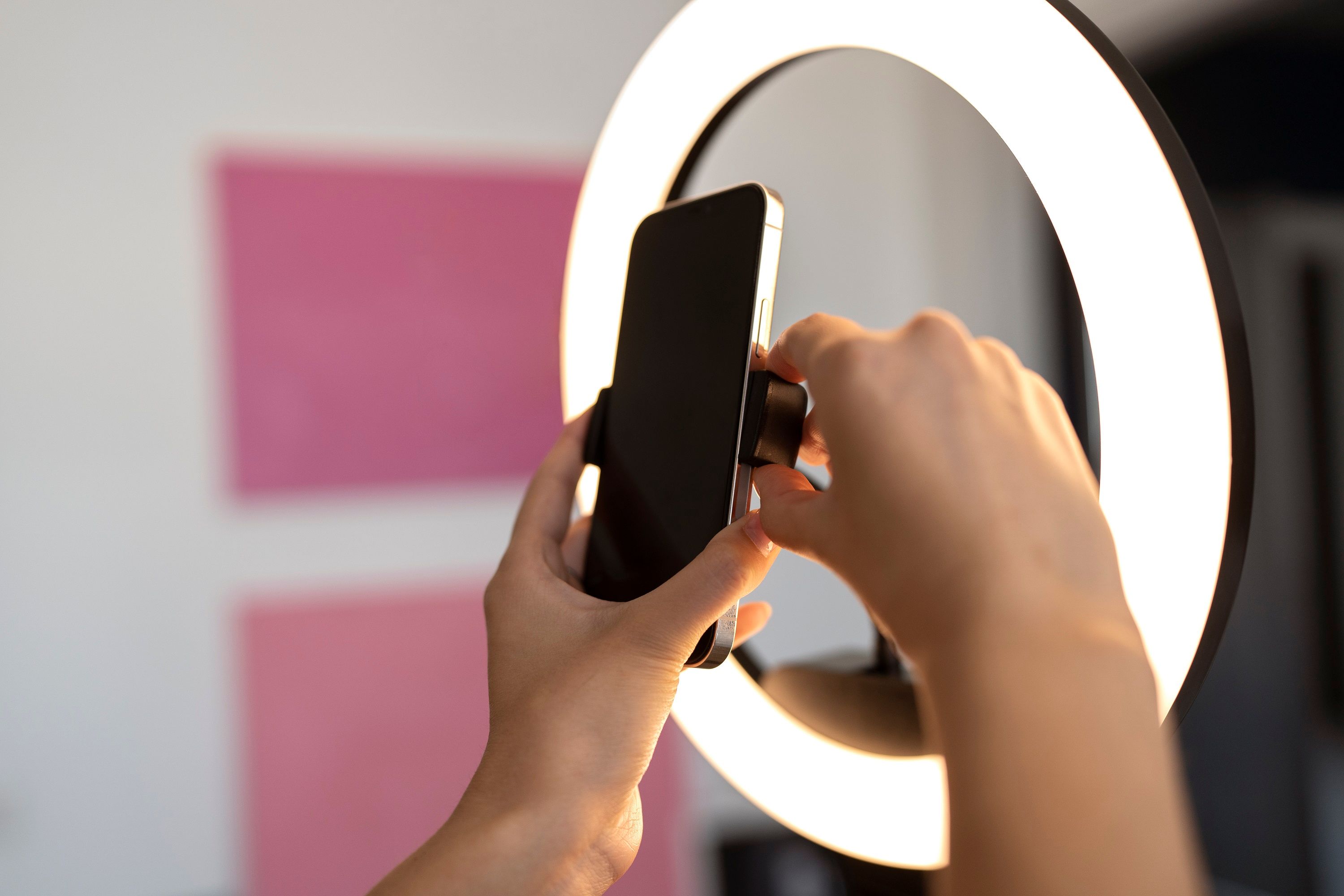 Німецьким дітям заборонять соцмережі - фото 809247