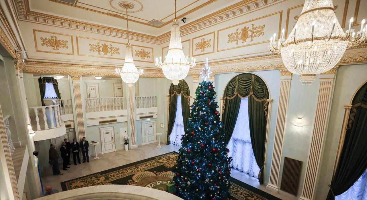 \"Рештки тіл залили бетоном\": у Маріуполі росіяни цинічно відкрили новий драмтеатр \"Рештки тіл залили бетоном\": у Маріуполі росіяни цинічно відкрили новий драмтеатр