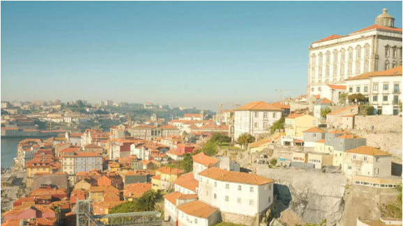 Українка розповіла, що чого не може звикнути у Португалії Українка розповіла, що чого не може звикнути у Португалії