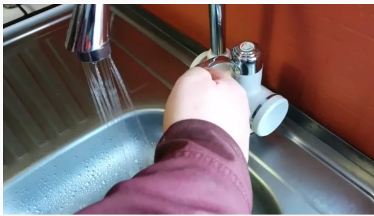 Що робити, якщо замерзла вода в трубах, важливі поради Що робити, якщо замерзла вода в трубах, важливі поради