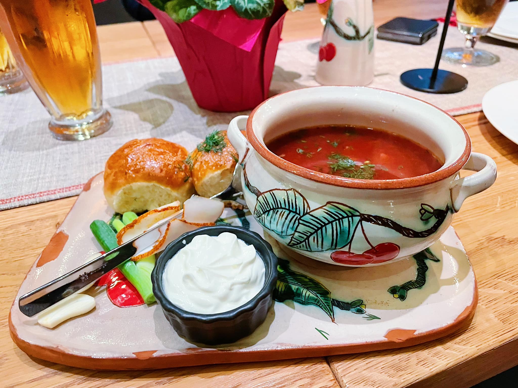 \"Die mit den Kirschen\": у Берліні український ресторан увійшов до престижного рейтингу \"Die mit den Kirschen\": у Берліні український ресторан увійшов до престижного рейтингу