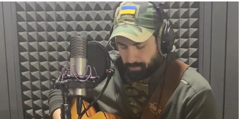 Аксельрод повідомив про смерть мами і поділився фото її в юності Аксельрод повідомив про смерть мами і поділився фото її в юності