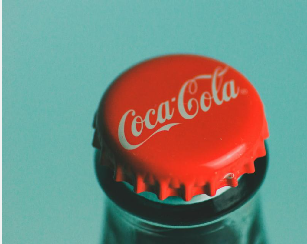 Coca-Cola звинуватили в гендерній дискримінації Coca-Cola звинуватили в гендерній дискримінації