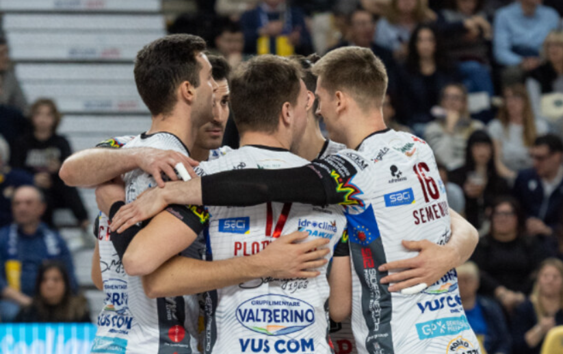 Перуджа Плотницького достроково забезпечила перше місце таблиці в Італії Перуджа Плотницького достроково забезпечила перше місце таблиці в Італії