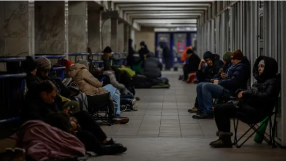 «Київський метрополітен» витратить майже 2 мільйони на розкладні крісла «Київський метрополітен» витратить майже 2 мільйони на розкладні крісла