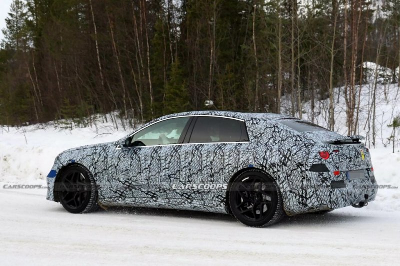 Потужніший за V8: Mercedes-AMG готує електричний C-Class на 800 «коней» (ФОТО) Потужніший за V8: Mercedes-AMG готує електричний C-Class на 800 «коней» (ФОТО)