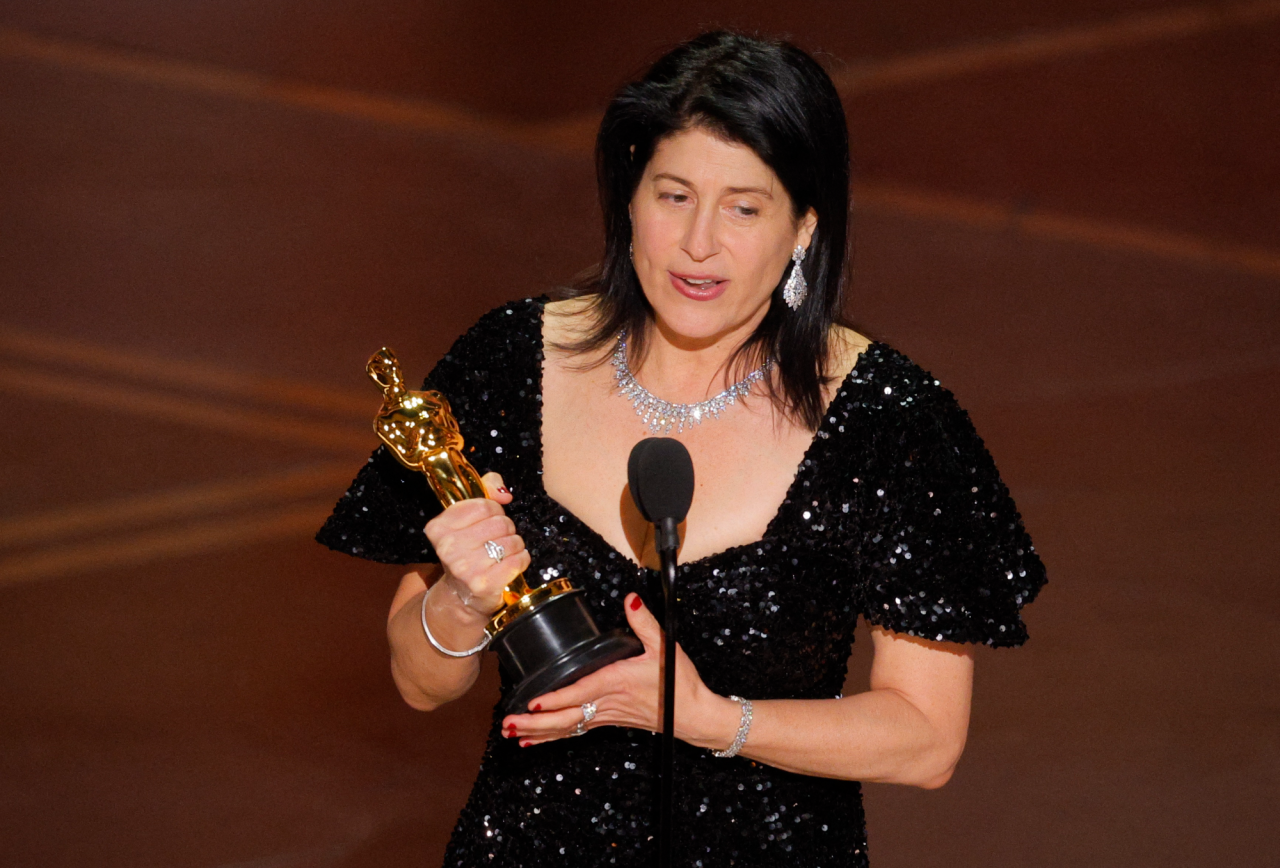 Кассандра Кулукундіс стала першою лауреаткою премії Оскар за Найкращий кастинг (Фото: REUTERS/Mike Blake)