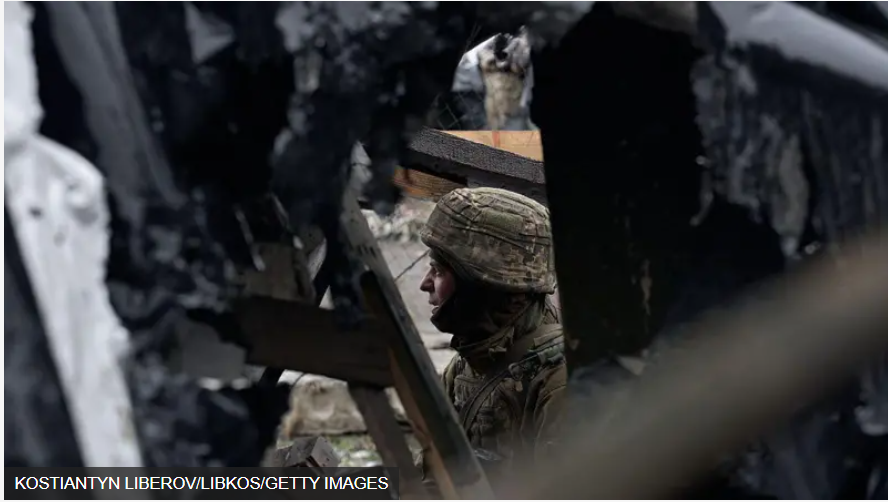 Замкнене коло. Чому буксують переговори про мир в Україні Замкнене коло. Чому буксують переговори про мир в Україні