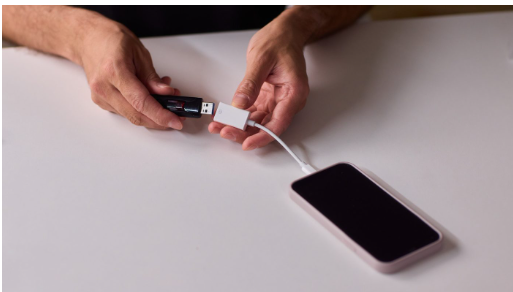 Можливості USB OTG: як підключити до смартфона флешку, мишку або геймпад Можливості USB OTG: як підключити до смартфона флешку, мишку або геймпад