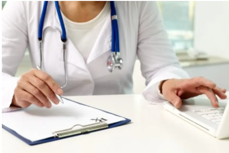 Медпослуги лише на папері: лікарка отримала мільйони за фейкові декларації Медпослуги лише на папері: лікарка отримала мільйони за фейкові декларації