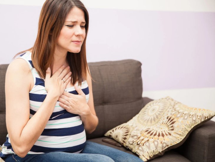 Гастроентеролог розповіла про прості домашні засоби проти печії