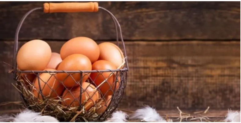 Ціни на яйця в Україні: чому купувати поштучно значно вигідніше, ніж в упаковках Ціни на яйця в Україні: чому купувати поштучно значно вигідніше, ніж в упаковках