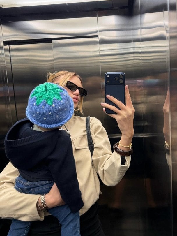 Леся Нікітюк з сином / © instagram.com/lesia_nikituk