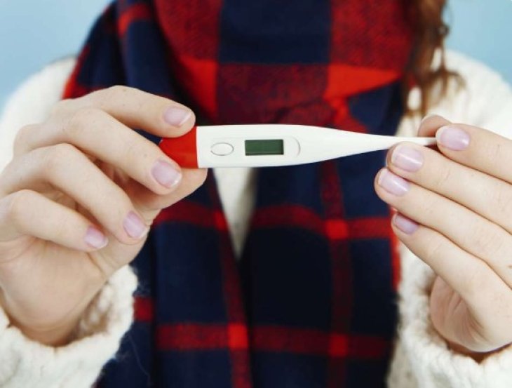 Чому після щеплення піднімається температура: відповідь лікаря