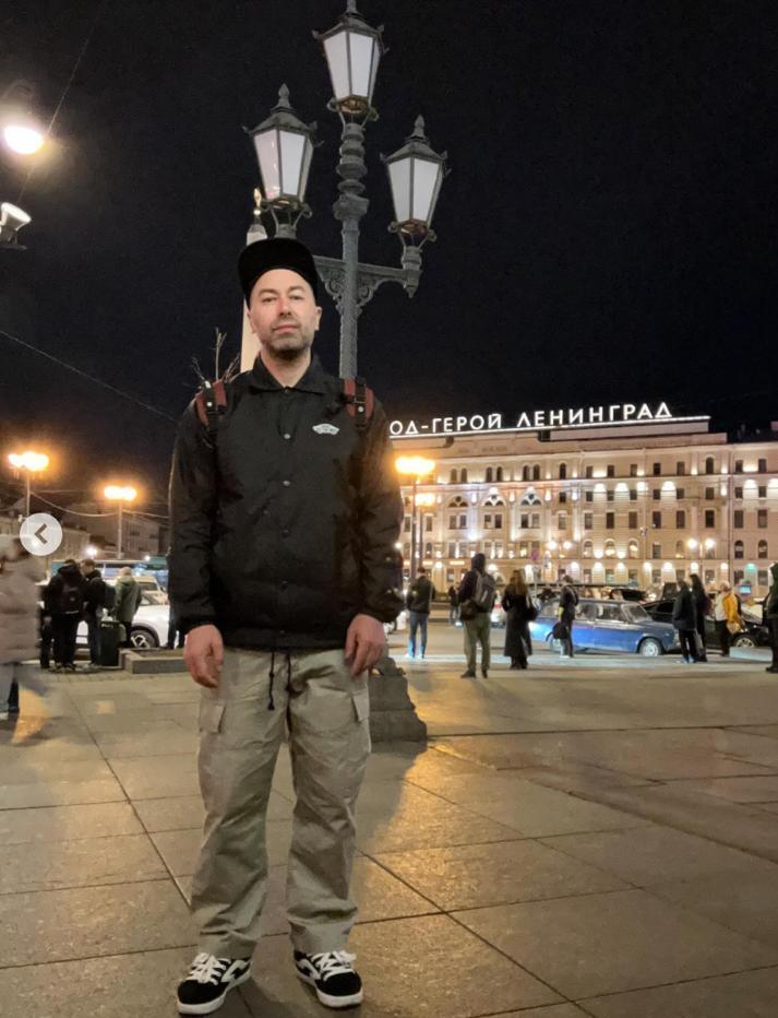 Майже затримали «терориста»: у Петербурзі система розпізнавання облич сплутала музиканта з Дмитром Гордоном Майже затримали «терориста»: у Петербурзі система розпізнавання облич сплутала музиканта з Дмитром Гордоном