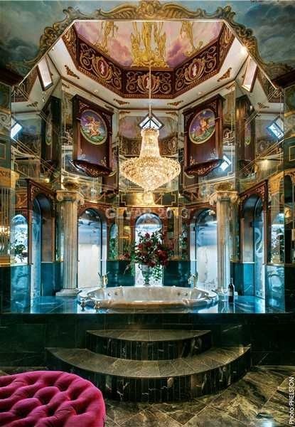 'Я не з такої сім'ї, я з богатої': дорожезні інтер'єри, від яких віє несмаком - фото 857028