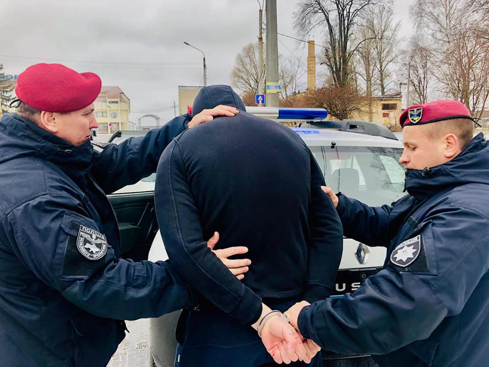 Загроза повоєнного криміналу в Україні: мільйони одиниць зброї, безробіття та проблеми соціалізації ветеранів Загроза повоєнного криміналу в Україні: мільйони одиниць зброї, безробіття та проблеми соціалізації ветеранів