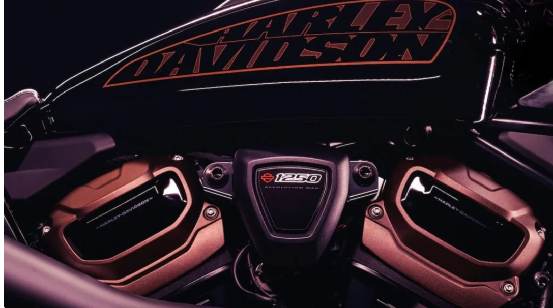 Harley-Davidson повертає виробництво мотоциклів лінійки Revolution Max до США Harley-Davidson повертає виробництво мотоциклів лінійки Revolution Max до США