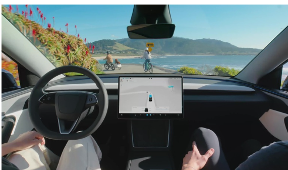 Водії Tesla навчилися обманювати автопілот іграшковою головою, щоб переглядати соцмережі за кермом Водії Tesla навчилися обманювати автопілот іграшковою головою, щоб переглядати соцмережі за кермом