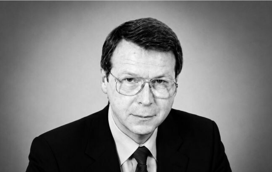 Помер екснардеп, який був одним із тих, хто готував проект Конституції України Помер екснардеп, який був одним із тих, хто готував проект Конституції України