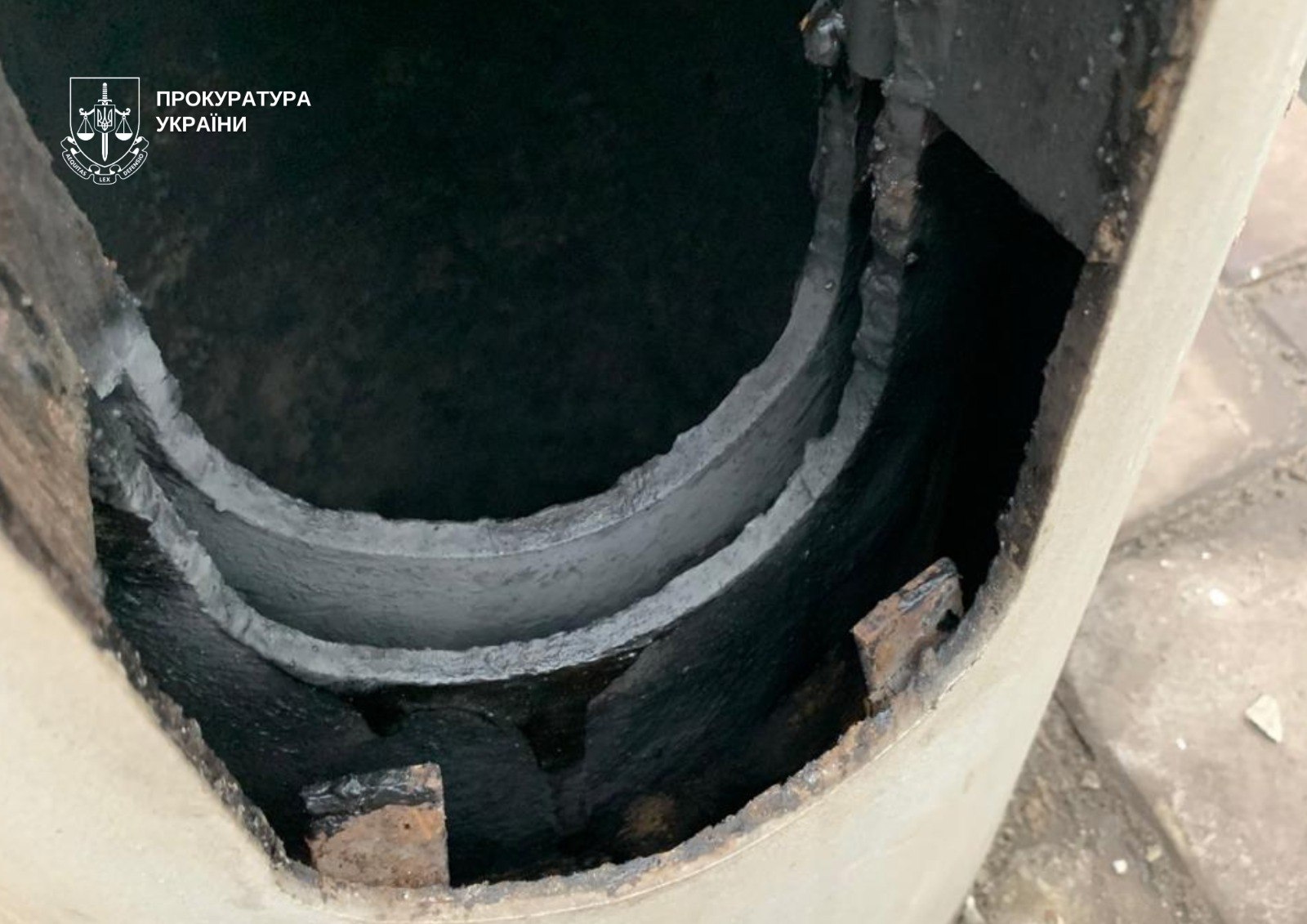 Понад 850 тис. грн збитків і опори, які не відповідали вимогам: у Києві підозрюються посадовиця «Київавтодору» та підрядник Понад 850 тис. грн збитків і опори, які не відповідали вимогам: у Києві підозрюються посадовиця «Київавтодору» та підрядник
