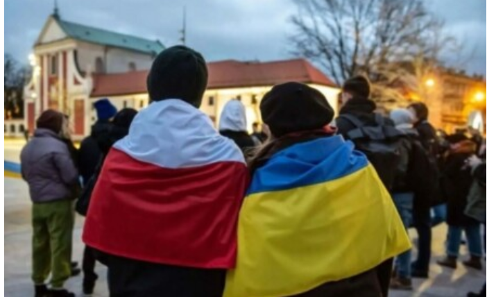 Нові правила у Польщі: тисячі українських біженців втратили право на безкоштовне житло Нові правила у Польщі: тисячі українських біженців втратили право на безкоштовне житло