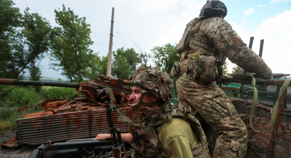 Генштаб: Сили оборони відбили по 22 російських атаки на Покровському й Слов’янському напрямках Генштаб: Сили оборони відбили по 22 російських атаки на Покровському й Слов’янському напрямках