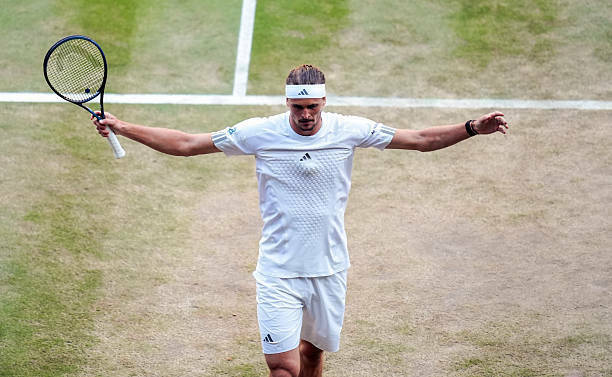 Сіннер здолав Звєрєва і другий рік поспіль став чемпіоном Вімблдона Сіннер здолав Звєрєва і другий рік поспіль став чемпіоном Вімблдона
