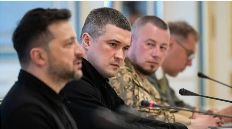 Зеленський намагається скинути із себе нашийник: спроба номер два. Що відбувається довкола відставки міністра оборони Федорова? Зеленський намагається скинути із себе нашийник: спроба номер два. Що відбувається довкола відставки міністра оборони Федорова?