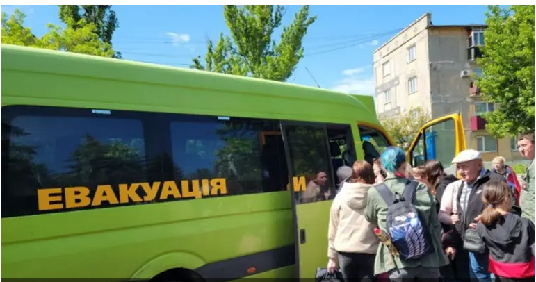 Правила евакуації з прифронтових територій: у МВС пояснили всі нюанси та права громадян Правила евакуації з прифронтових територій: у МВС пояснили всі нюанси та права громадян
