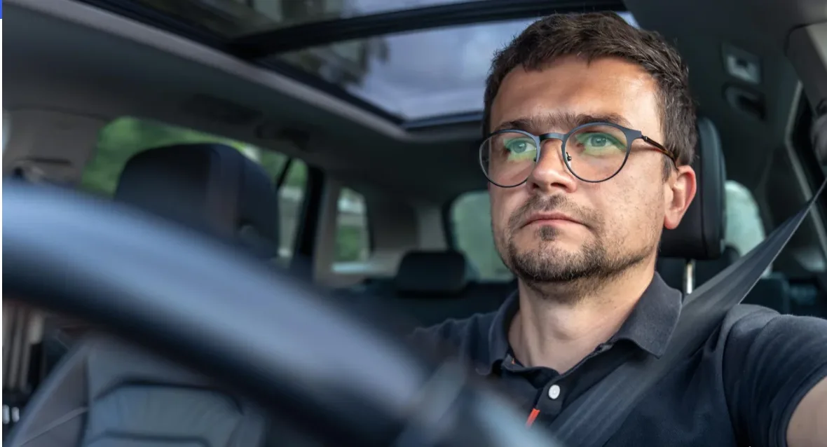 Погіршився або покращився зір: чи варто міняти водійське посвідчення Погіршився або покращився зір: чи варто міняти водійське посвідчення